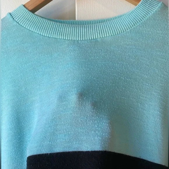 Forever 21 Color Block Sweater Blue Black Small - Picture 6 of 6
